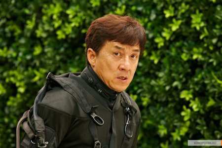 С новым фильмом Джеки Чан уже прилетел в Москву С новым фильмом Джеки Чан уже прилетел в Москву