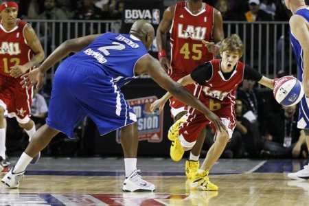 Джастин Бибер и Марк Уолберг сыграют в одном фильме Джастин Бибер и Марк Уолберг сыграют в одном фильме