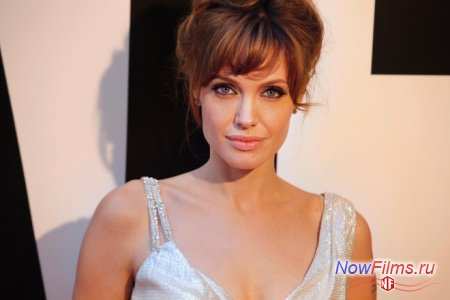 Благодаря здоровью, Анджелине Джоли не потребовалось много времени на восстановление Благодаря здоровью, Анджелине Джоли не потребовалось много времени на восстановление