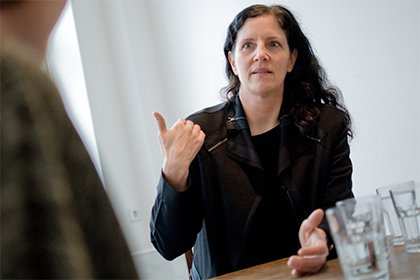 На правительство США подала в суд режиссёр ленты про Сноудена. На правительство США подала в суд режиссёр ленты про Сноудена.