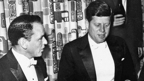 Почему звёзды Голливуда агитировали против Трампа Почему звёзды Голливуда агитировали против Трампа