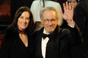 Paramount недовольна возвращением Джей Джей Абрамса к «Звездным войнам» Paramount недовольна возвращением Джей Джей Абрамса к «Звездным войнам»