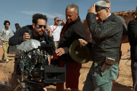 Джей Джей Абрамс был более смелым при работе над «Звёздными Войнами: Скайуокер. Восход» Джей Джей Абрамс был более смелым при работе над «Звёздными Войнами: Скайуокер. Восход»