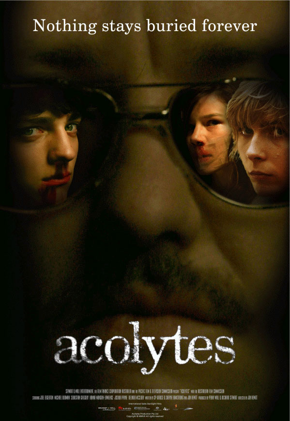 Служители (2008)