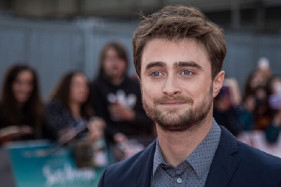 Дэниел Рэдклифф вновь сыграет Гарри Поттера Дэниел Рэдклифф вновь сыграет Гарри Поттера